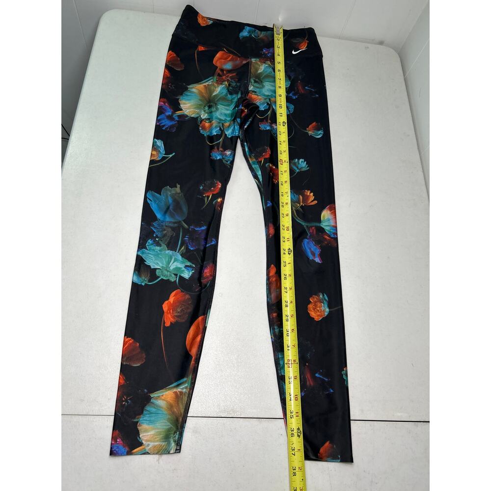 Nike Black Floral Print Leggings - Picture 6 of 6